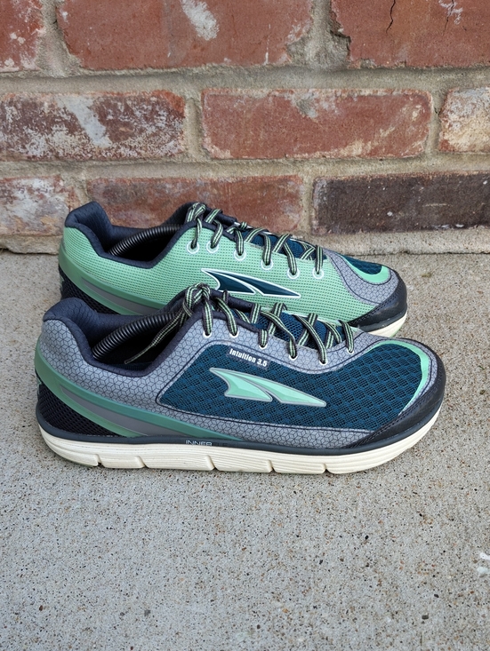 Altra Shoes - Altra Intuition 3.5 Inner Flex Road Running Athletic Shoes Size 9.5 Lightweight